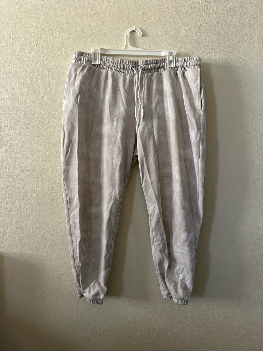 Old Navy Women's Light Beige Tie-Dye Joggers